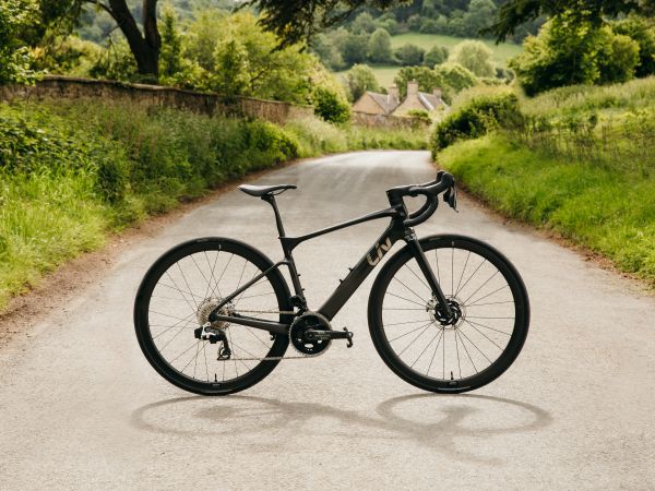 Liv présente les nouveaux modèles Avail Advanced E+ Elite